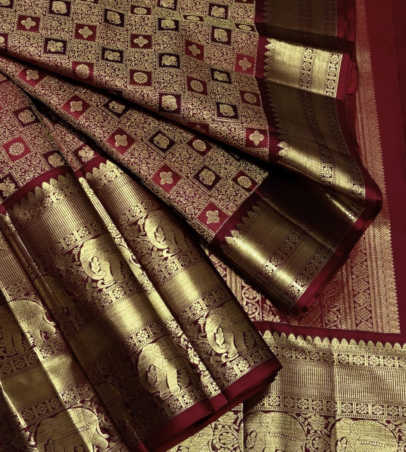 Traditional Maroon and Gold Zari Border Kanchipuram Silk Saree